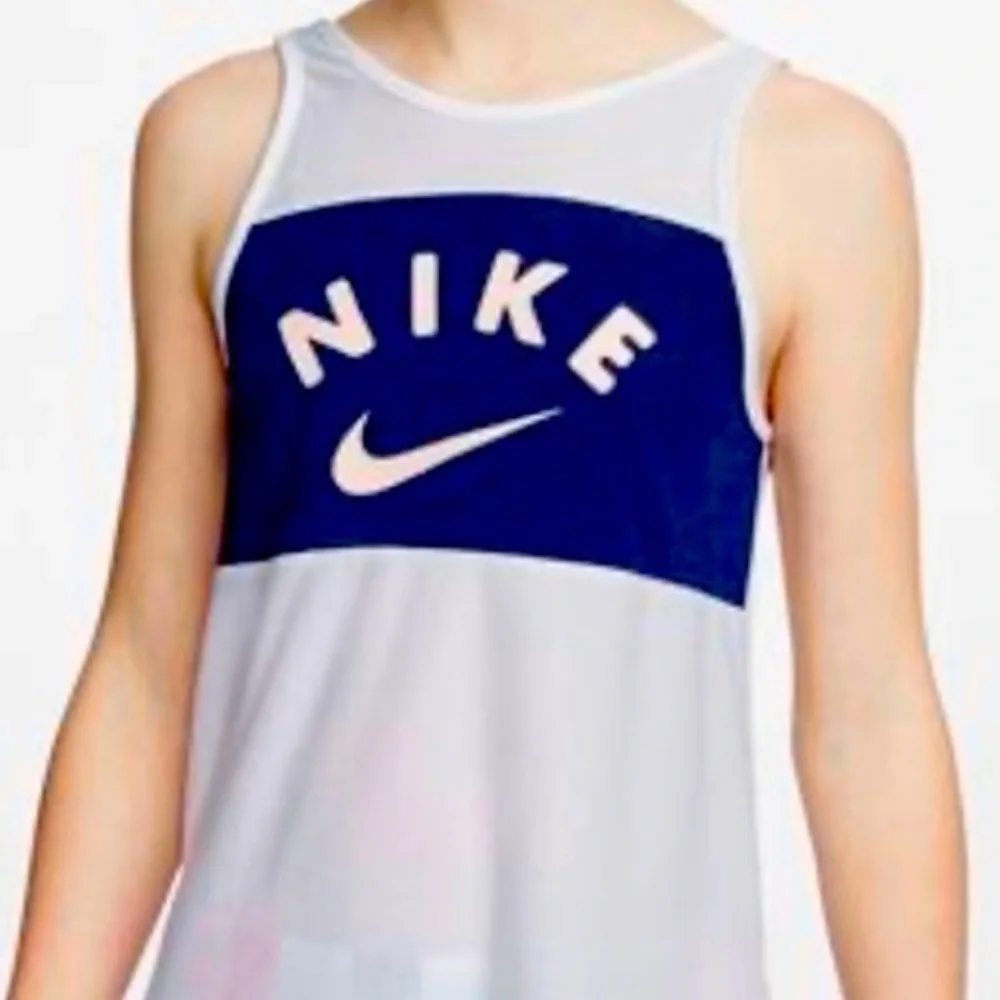 NWT Nike Girl’s Lightweight Training Tank Size Small Blue and White